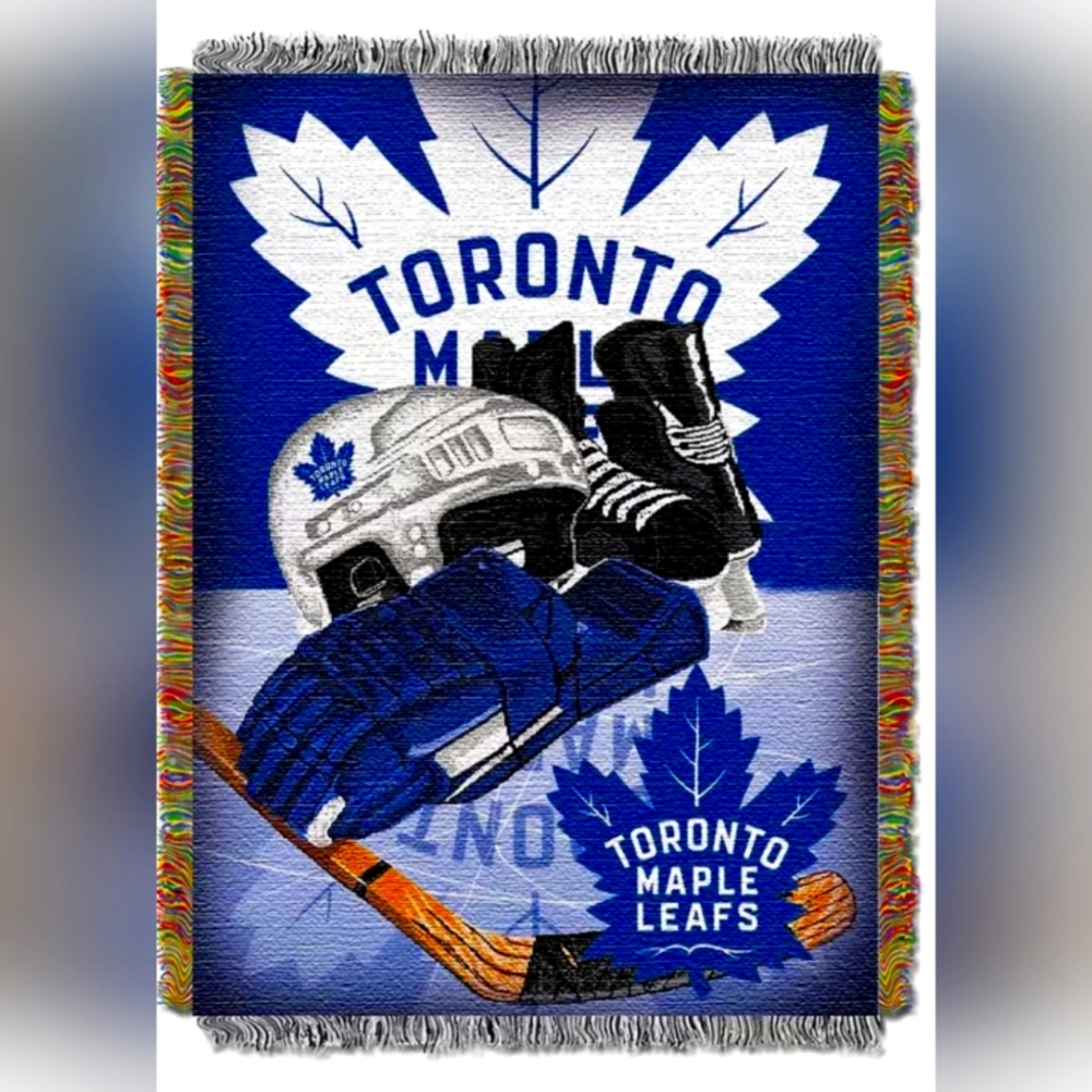 Toronto Maple leafs woven tapestry throw